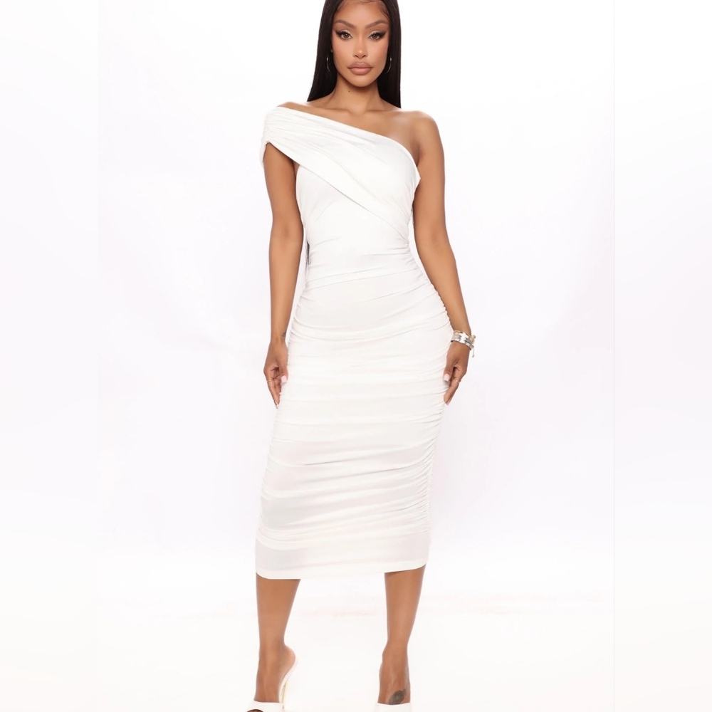 Fashion Nova ruched dress